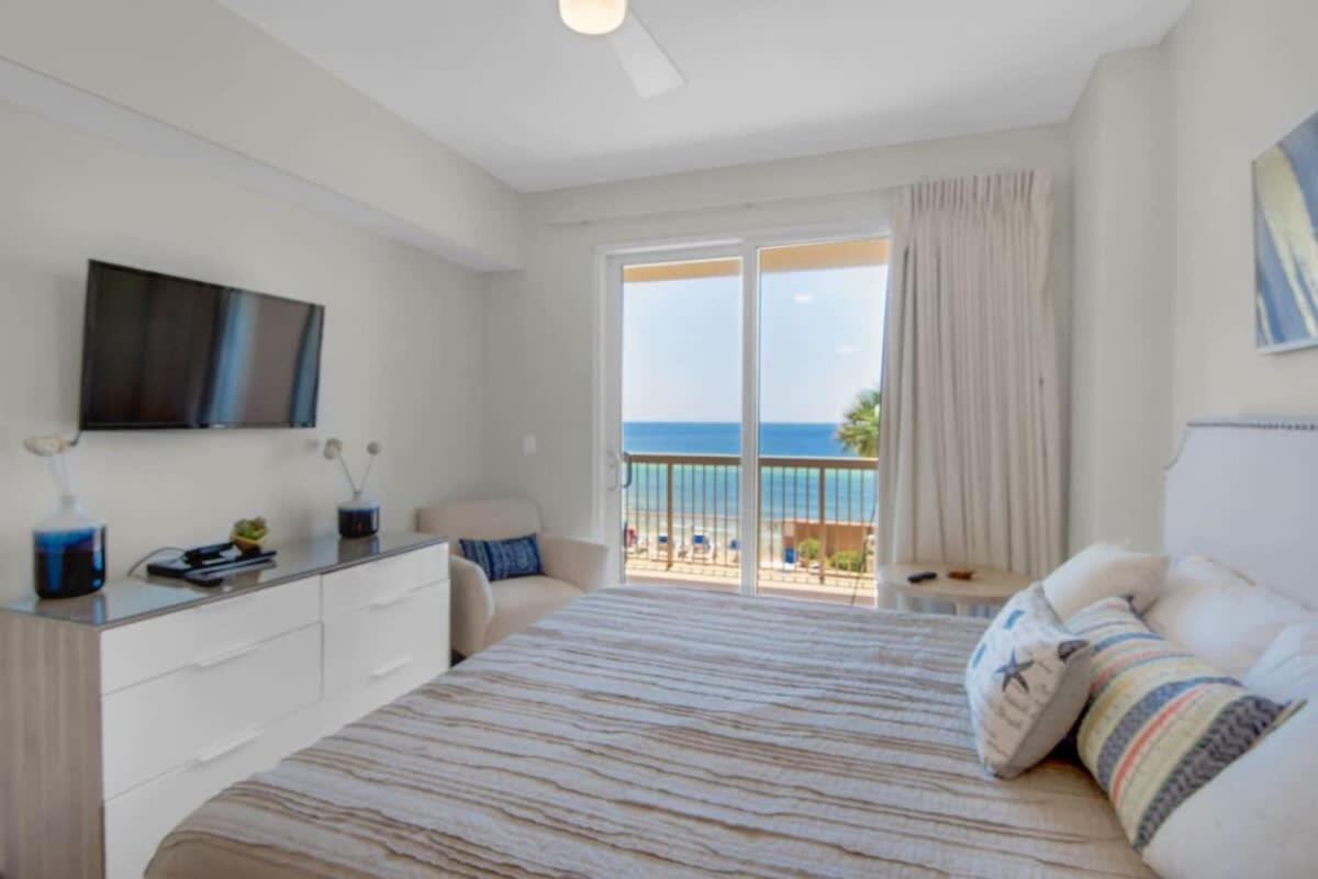 Brightly Furnished Beachfront Condominium By Brightwild Panama City Beach Buitenkant foto